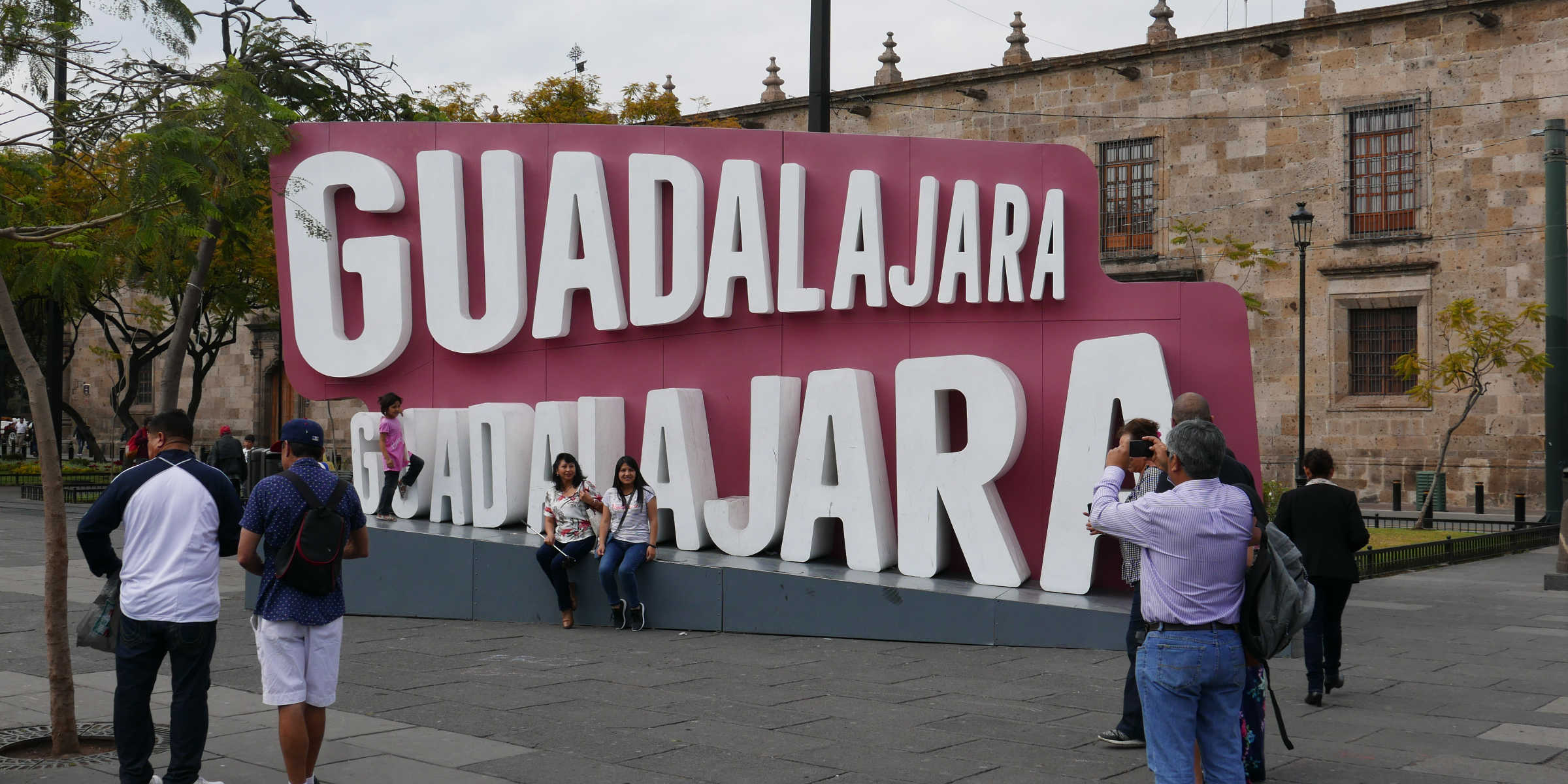 Logo of Guadalajara in the city centre