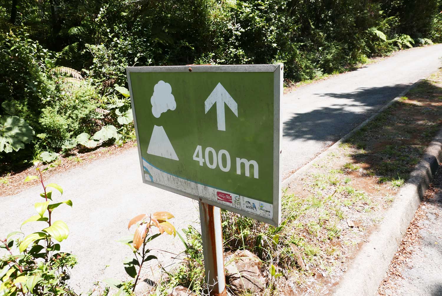 Sign towards Volcan Poas in Costa Rica